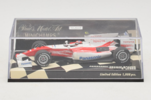 Toyota TF109 #10 T. Glock Panasonic Toyota Racing Showcar F1 2009 Minichamps 1:43 400090080 Metall — bild 4 av 5