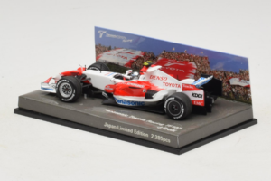 Toyota TF107 #12 J. Trulli Panasonic Toyota Racing Showcar F1 2007 Minichamps 1:43 AM60129 Metall — bild 3 av 6