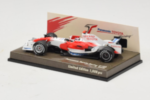 Toyota TF108 Panasonic #12 J. Trulli F1 2008 Minichamps 1:43 AM611513 Metall — bild 3 av 5