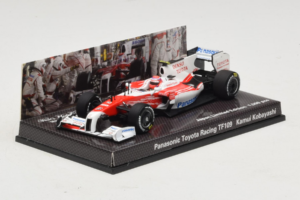 Panasonic Toyota Racing TF109 K. Kobayashi F1 2009 Minichamps 1:43 413090210 Metall — bild 2 av 5