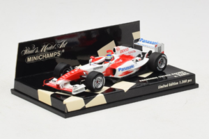 Toyota TF104 Panasonic #16 R. Zonta Panasonic Toyota Racing 2004 Minichamps 1:43 400040116 Metall — bild 2 av 5