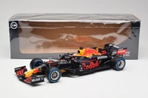 Red Bull Racing Honda RB16B #33 M. Verstappen Turkish GP 2nd Place 2021 Minichamps 1:18 110211633 Metall — bild 7 av 7