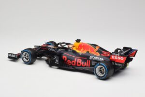 Red Bull Racing Honda RB16B #33 M. Verstappen Belgian GP Winner 2021 Minichamps 1:18 110211333 Resin — bild 5 av 7