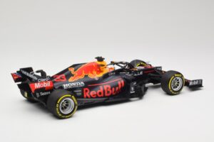 Red Bull Racing Honda RB16B #33 M. Verstappen Mexican GP Winner 2021 Minichamps 1:18 110211933 Resin — bild 2 av 6