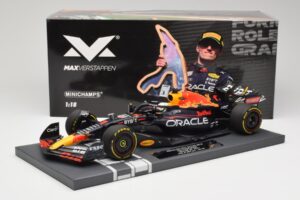 Oracle Red Bull Racing RB18 #33 M. Verstappen Belgian GP 2022 Minichamps 1:18 113221401 Resin — bild 7 av 7