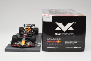 Oracle Red Bull Racing RB18 #33 M. Verstappen Mexican GP 2022 Minichamps 1:18 113222001 Resin — bild 6 av 7