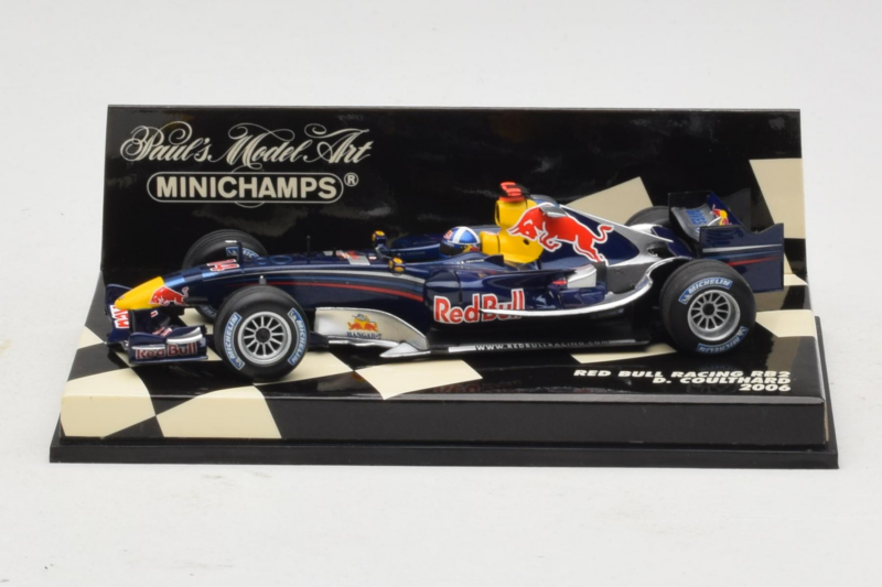 Red Bull Racing RB2 #14 D. Coulthard F1 2006 Minichamps 1:43 400060014 Metall