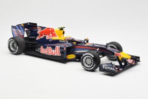 Red Bull Racing Renault RB6 #6 M. Webber F1 2010 Minichamps 1:18 110100006 Metall — bild 4 av 6