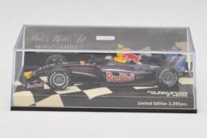 Red Bull Racing Renault RB5 #15 S. Vettel Showcar 2009 Minichamps 1:43 400090085 Metall — bild 5 av 5