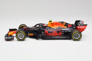 Red Bull RB15 #10 P. Gasly F1 2019 Minichamps 1:18 110190010 Metall — bild 3 av 7