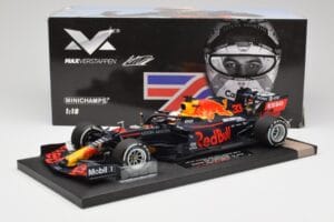Red Bull RB16 #33 M. Verstappen Red Bull Racing 70th Anniversary GP Winner 2020 Minichamps 1:18 113200533-M1 Resin — bild 7 av 7