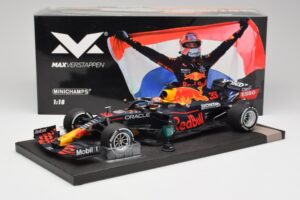 Red Bull RB16B #33 M. Verstappen Dutch GP Winner 2021 Minichamps 1:18 113212533 Metall — bild 6 av 7