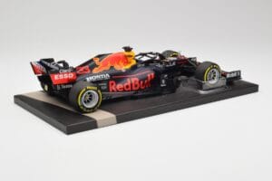 Red Bull RB16B #33 M. Verstappen France GP Winner 2021 Minichamps 1:18 113210833 Metall — bild 3 av 7