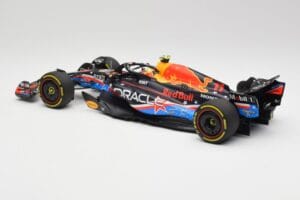 Red Bull RB19 #1 M. Verstappen Austin GP Winner 2023 Minichamps 1:18 110231901 Metall — bild 5 av 6