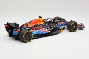 Red Bull RB19 #11 S. Perez Austin GP 2023 Minichamps 1:18 110231911 Metall — bild 2 av 6