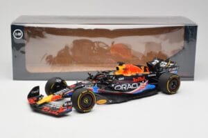 Red Bull RB19 #11 S. Perez Austin GP 2023 Minichamps 1:18 110231911 Metall — bild 6 av 6