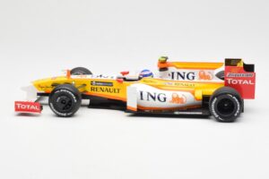 Renault F1 Team R29 #10 R. Grosjean F1 2009 Minichamps 1:18 150090108 Metall — bild 3 av 6