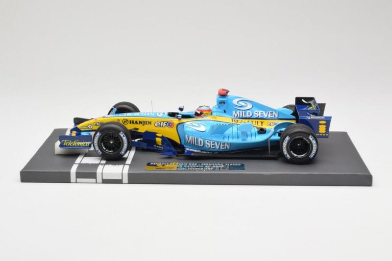 Renault R25 #5 F. Alonso Bahrain GP 2005 Minichamps 1:18 117050305 Resin