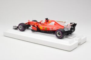Scuderia Ferrari SF70H #5 S. Vettel Winner Australian GP 2017 BBR 1:18 BBR181705 Metall — bild 5 av 7