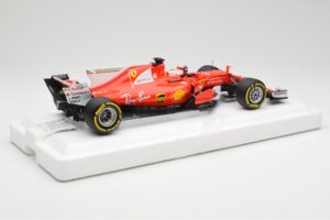 Scuderia Ferrari SF70H #5 S. Vettel Winner Australian GP 2017 End of Race BBR 1:18 BBR181705-E Metall — bild 2 av 7