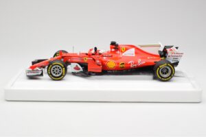 Scuderia Ferrari SF70H #5 S. Vettel Winner Australian GP 2017 End of Race BBR 1:18 BBR181705-E Metall — bild 3 av 7
