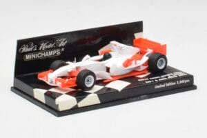 Super Aguri SA06 A. Suzuki F1 2006 Minichamps 1:43 400060224 Metall — bild 3 av 5