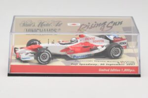 Toyota TF107 #12 J. Trulli Showcar 2007 Minichamps 1:43 403070082 Metall — bild 5 av 5