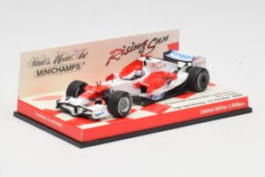 Toyota TF107 #12 J. Trulli F1 2007 Minichamps 1:43 403080081 Metall — bild 2 av 5
