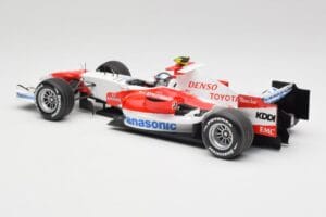 Toyota TF107 #12 J. Trulli F1 Launch Livery 2007 Minichamps 1:18 AM601321 Metall — bild 5 av 6