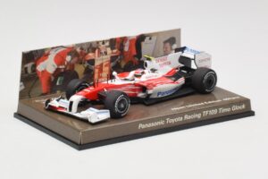 Toyota TF109 Panasonic Toyota Racing #10 T. Glock F1 2009 Minichamps 1:43 AM62131 Metall — bild 2 av 5