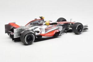 McLaren MP4-22 Mercedes #2 L. Hamilton 2007 Dealer Edition Minichamps 1:18 530071802 Metall — bild 2 av 6