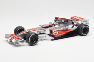 McLaren MP4-22 Mercedes #1 F. Alonso Presentation Valencia 2007 Minichamps 1:18 538071871 Metall
