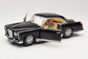 Facel Vega HK500 Svart Sun Star 1:18 3751 Metall — bild 2 av 8