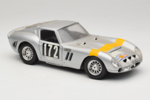 Ferrari 250 GTO #172 Tour de France 1964 Bburago 1:18 7011 Metall — bild 6 av 8