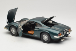 Ferrari 246 GT Dino Grön Anson 1:18 30359 Metall — bild 5 av 8
