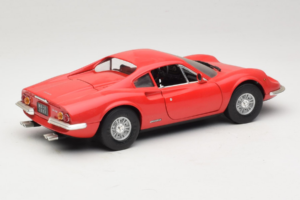 Ferrari Dino 246 GT Röd Anson 1:18 303597 Metall — bild 3 av 8