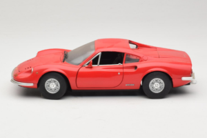 Ferrari Dino 246 GT Röd Anson 1:18 303597 Metall — bild 4 av 8