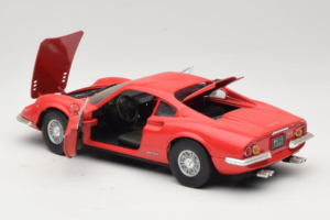 Ferrari Dino 246 GT Röd Anson 1:18 303597 Metall — bild 5 av 8