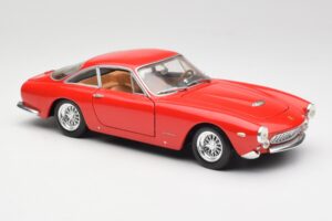 Ferrari 250 GT Berlinetta SWB Röd Hot Wheels 1:18 B6053 Metall — bild 6 av 8
