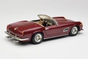 Ferrari 250 GT California Röd Hot Wheels 1:18 3401158 Metall — bild 3 av 8