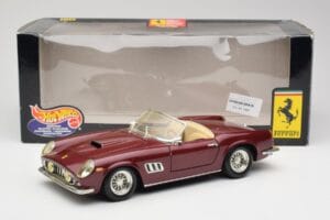 Ferrari 250 GT California Röd Hot Wheels 1:18 3401158 Metall — bild 8 av 8