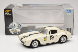 Ferrari 250 GT SWB Berlinette #19 Tour de France Automobile 1961 Eagles Race 1:18 6500 Metall — bild 8 av 8