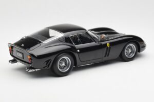 Ferrari 250 GTO Svart Kyosho 1:18 08431BK Metall — bild 3 av 8