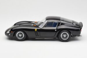 Ferrari 250 GTO Svart Kyosho 1:18 08431BK Metall — bild 4 av 8