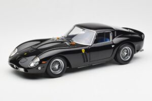 Ferrari 250 GTO Svart Kyosho 1:18 08431BK Metall