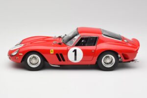 Ferrari 250 GTO #1 P. Rodriguez / W. Mairesse Paris 1000km 1962 CMC 1:18 M-254 Metall — bild 3 av 6