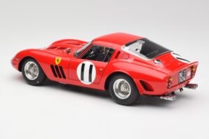 Ferrari 250 GTO #11 J. Surtees / M. Parkes Paris 1000km 1962 CMC 1:18 M-249 Metall — bild 5 av 6