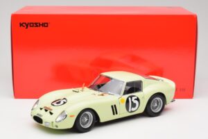 Ferrari 250 GTO #15 S. Moss / I. Ireland Goodwood Tourist Trophy Winner 1962 Kyosho 1:18 08438C Metall — bild 8 av 8