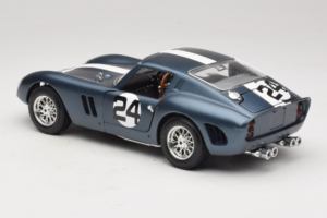 Ferrari 250 GTO #24 Blå Vit Rand 1962 Bburago 1:18 3011-B2 Metall — bild 7 av 8