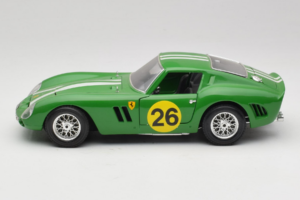 Ferrari 250 GTO #26 Grön Vita Ränder 1962 Bburago 1:18 3011-G3 Metall — bild 4 av 8